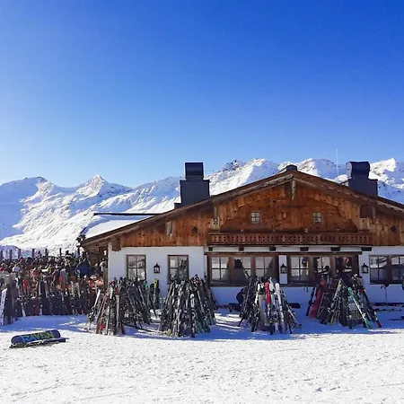 Berghaus Praxmarer בית נופש לאנגנפלד