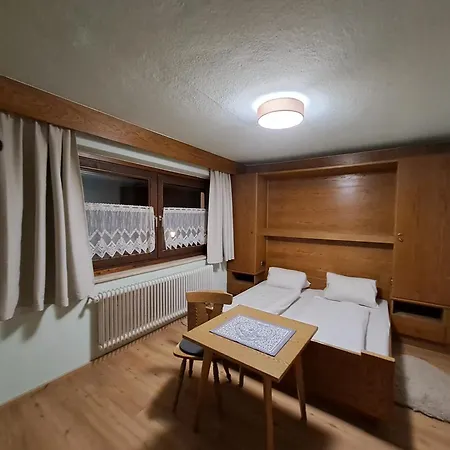 Berghaus Praxmarer לאנגנפלד