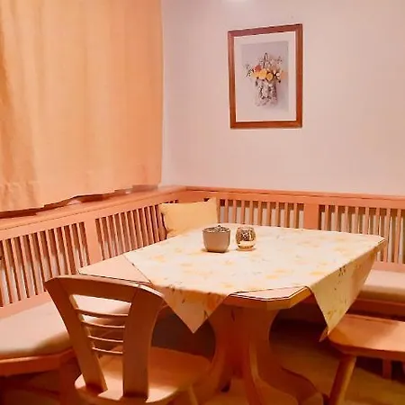 Berghaus Praxmarer * Längenfeld